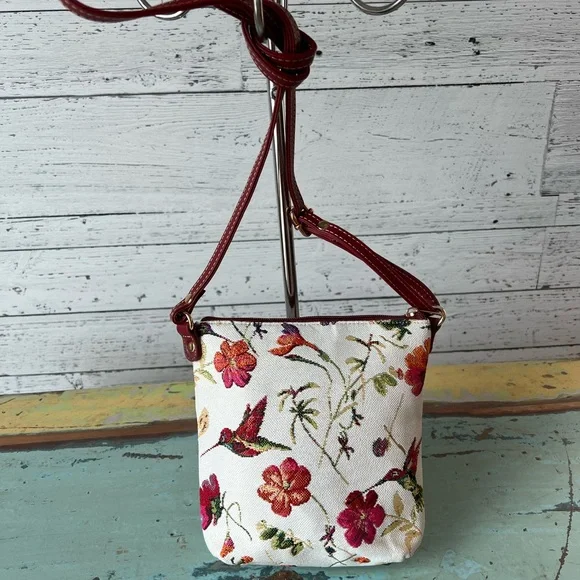 Hummingbird Cross Body Bag - Picture 2 of 7
